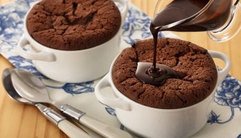 20210706_sufle_de_chocolate_com_calda_de_chocolate_master